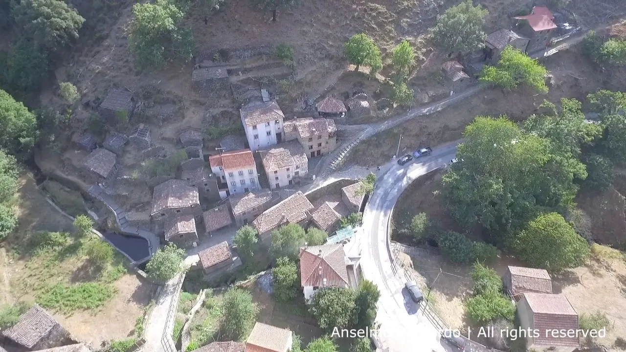 View of the village of Candal, in the Serra da Lousã